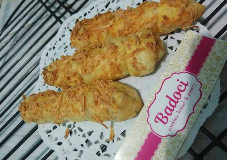Resep Cheese roll pastry oleh Badoci - Cookpad
