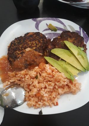Una foto de Hamburguesas de calabaza, zanahoria y queso