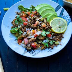 A picture of Karela crispy chat.