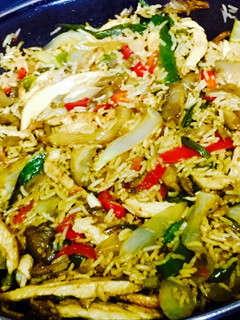 Una foto de Pollo con setas y verduras(chino)