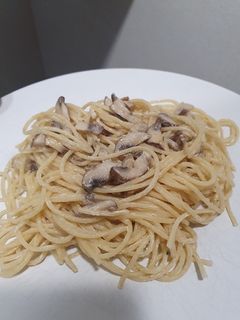 Una foto de Spaghetti ai funghi