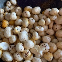 Masala Fox nuts A picture of Masala Fox nuts.