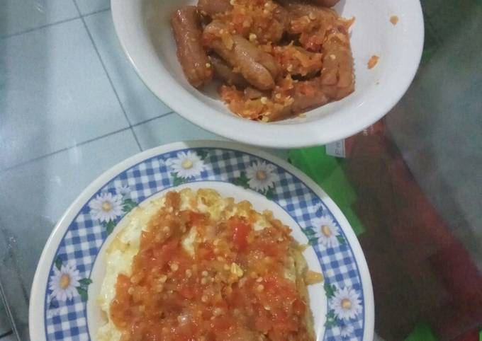 Sosis goreng telor ceplok sambal Geprek