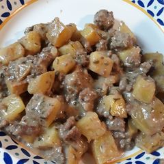 A picture of Ground Beef and Potatoes.