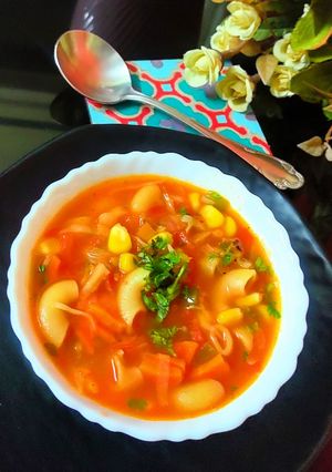 A picture of Minestrone soup.
