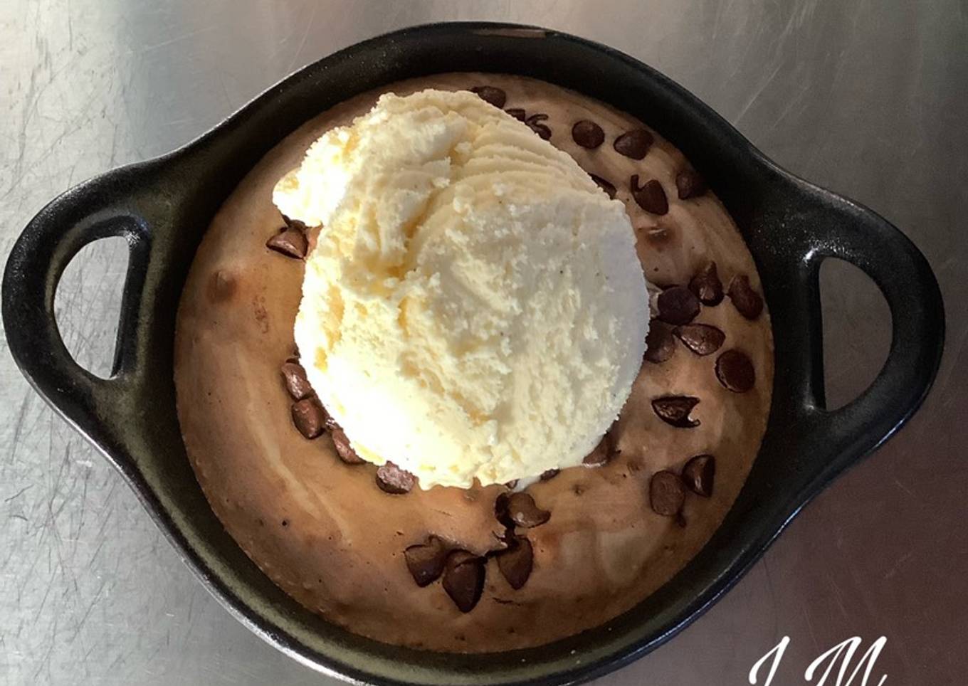 Cookies con helado de vainilla para dos