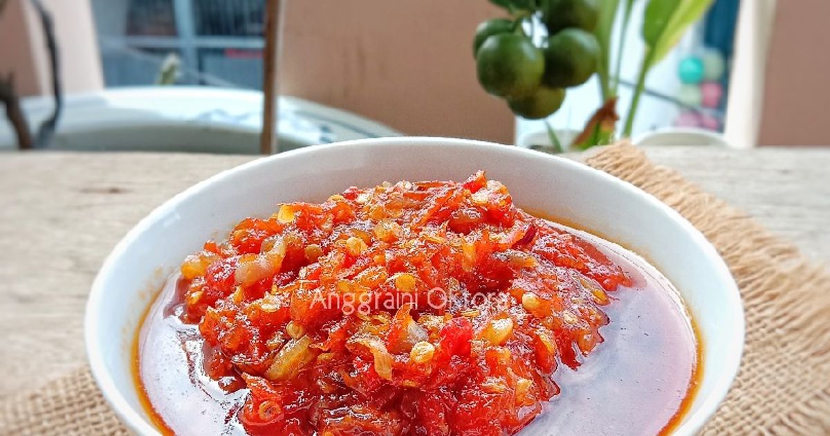 Resep Sambel Bawang Bu Rudi oleh Anggraini Oktora - Cookpad