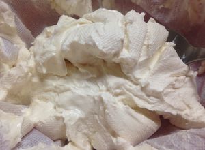 Una foto de Queso crema de yogurt de kéfir