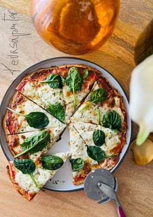 Una foto de Pizza con harina de garbanzos 🍃🍕 🍕🍃