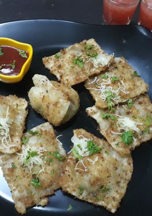 A picture of Crispy Ravioli.