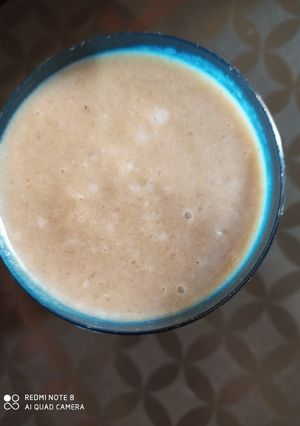ચીકુ મિલ્ક શેક (Chikoo Milk Shake Recipe In Gujarati) રેસીપી મુખ્ય ફોટો