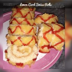 Lemon Curd Swiss Rolls 😋 A picture of Lemon Curd Swiss Rolls 😋.