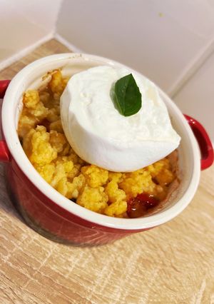 Une photo de Crumble de tomate et sa burrata 🍅