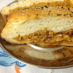 Spaghetti Stuffed Bread A picture of Spaghetti Stuffed Bread.