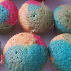 A picture of Mini rainbow fairycakes.