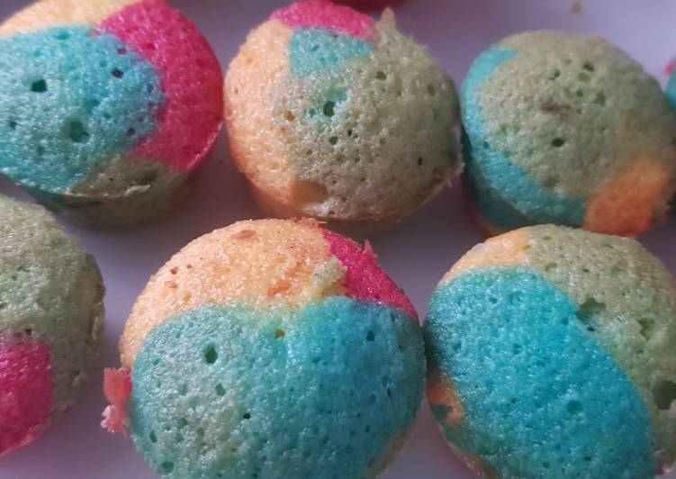 Mini rainbow fairycakes