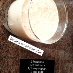 A picture of Banana bread smoothie 😋😝😝.
