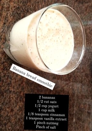 A picture of Banana bread smoothie 😋😝😝.