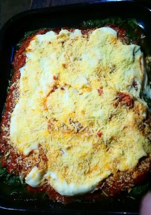 Una foto de Pastel de acelga relleno de pollo