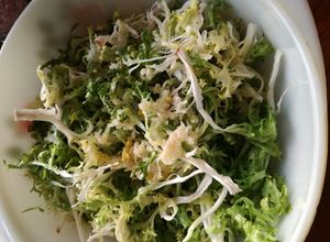 Una foto de Ensalada de achicoria con ajo