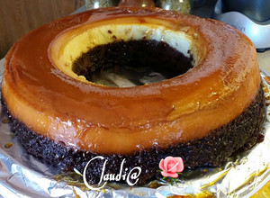 Una foto de Chocoflan o pastel imposible🌹