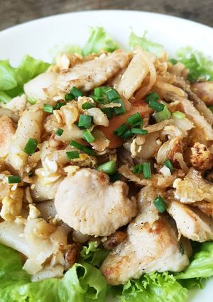 รูปของ ก๋วยเตี๋ยวคั่วไก่⭐
