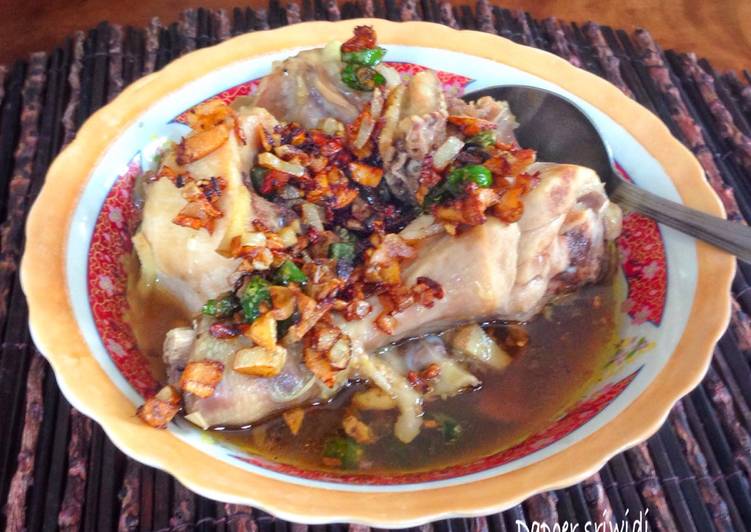 Langkah Mudah untuk memasak Ayam kukus jahe soy sauce, Lezat