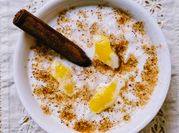 Una foto de postres con leche de almendras