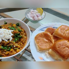 A picture of Pav Bhaji.