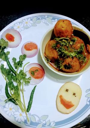 दम आलू करी (Dum aloo curry recipe in Hindi) रेसिपी मुख्य फोटो