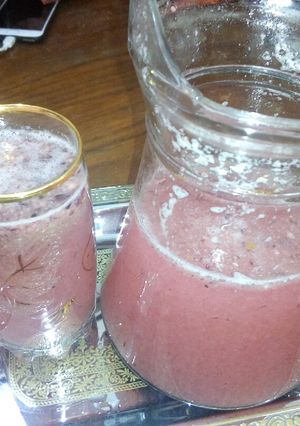 A picture of Falsay ka juice.