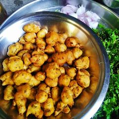 Besan pakodi A picture of Besan pakodi.