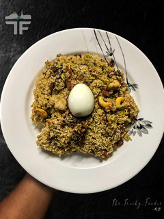 சிக்கன் கப்ஸா (Chicken kapsa recipe in tamil) செய்முறை முக்கிய புகைப்படம்