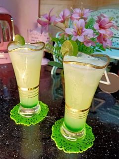 صورة لوصفة ليمون بالنعناع 💚🍋🍸