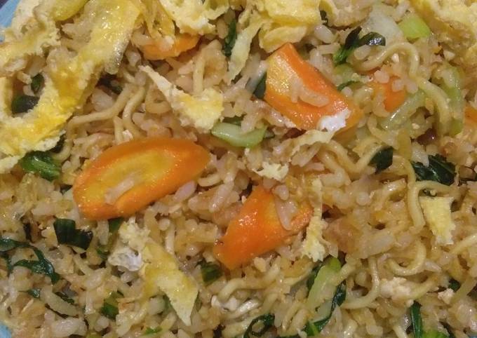 Cara Buat Minas Jahe (Mie+nasi Goreng) Praktis