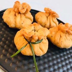A picture of Potli samosa.