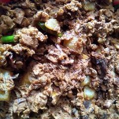 A picture of Banana flower curry.