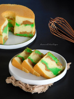 Foto resep Mocha Pandan Chiffon Cake