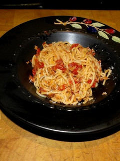 A picture of Spaghetti with Tuna-Tomato Sauce.