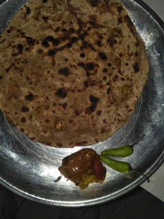 लेफ्ट ओवर गोभी का पराठा (Leftover gobhi ka paratha recipe in hindi) रेसिपी मुख्य फोटो