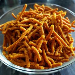 A picture of Teekha Ganthiya.
