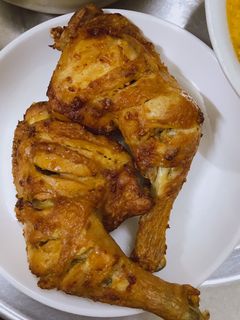 Hình của món Gà nướng muối ớt bằng nồi chiên không dầu.