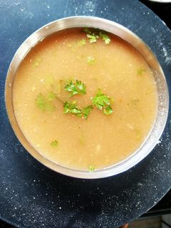 लौकी टमाटर का सूप(lauki tamatar ka soup recipe in hindi) रेसिपी मुख्य फोटो