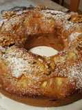 Ciambella di mele e noci
