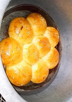 A picture of Chicken stuffed buns 😋.