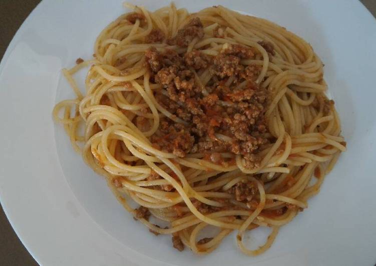 Recipe of Perfect Ordinary Spaghetti Bolognese