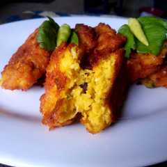 A picture of Ampal Jagung / perkedel jagung.