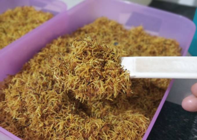 Cara Gampang Membuat Serundeng kelapa original Anti Gagal