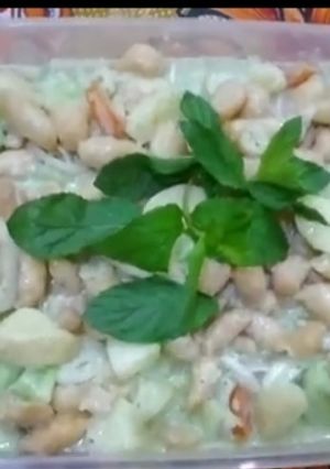 A picture of Hari chutney dahi bhallay recipe 😋.