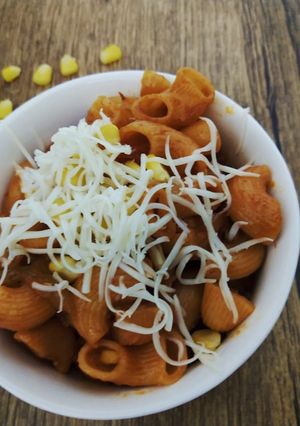A picture of Corn cheese pasta.